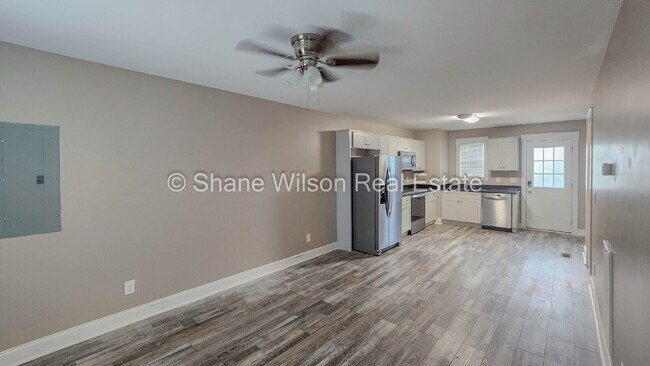 Building Photo - "Charming Rocky Face Duplex: Spacious 2-Be...