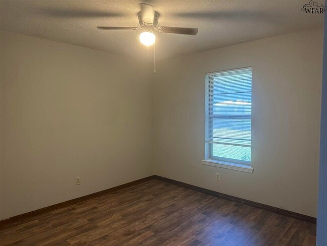 Building Photo - 2944 McGaha Ave