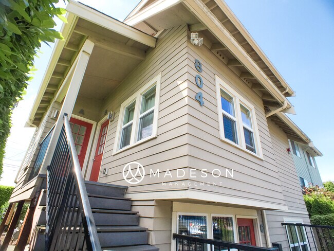 Building Photo - 804 NW Market St