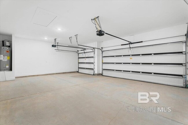 Building Photo - 10452 Winning Colors Trl