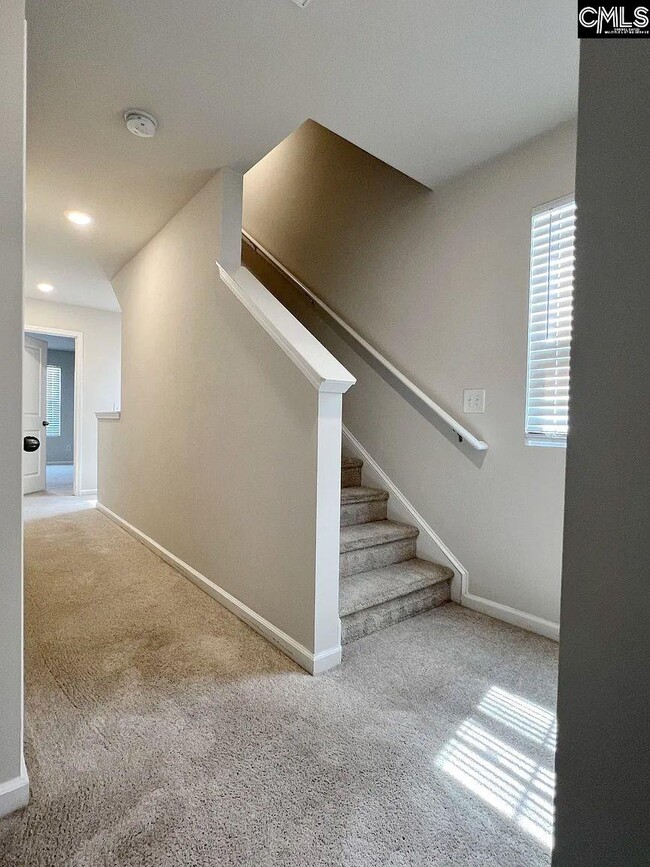 Building Photo - 199 Kitti Wake Dr