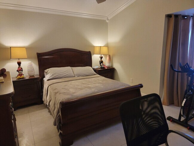 Building Photo - 11821 SW 18th St