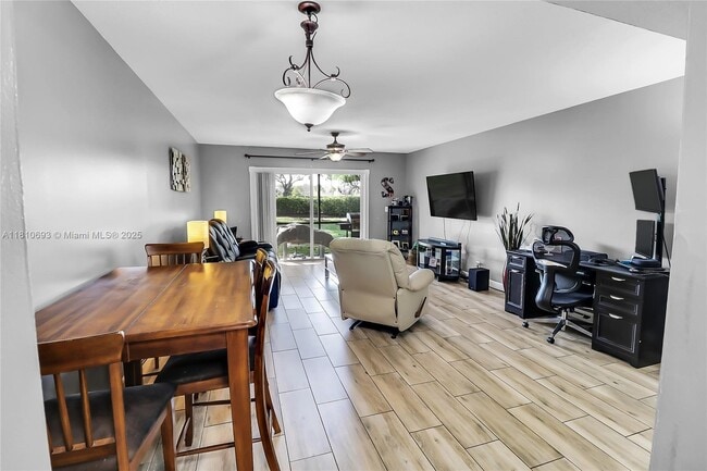 Building Photo - 9891 Riverside Dr