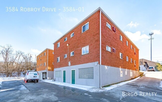 Building Photo - Perfect 2-BED APARTMENT in MONFORT HEIGHTS!