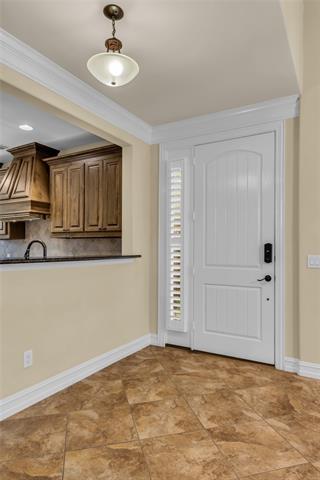 Building Photo - 4709 Bayview Dr