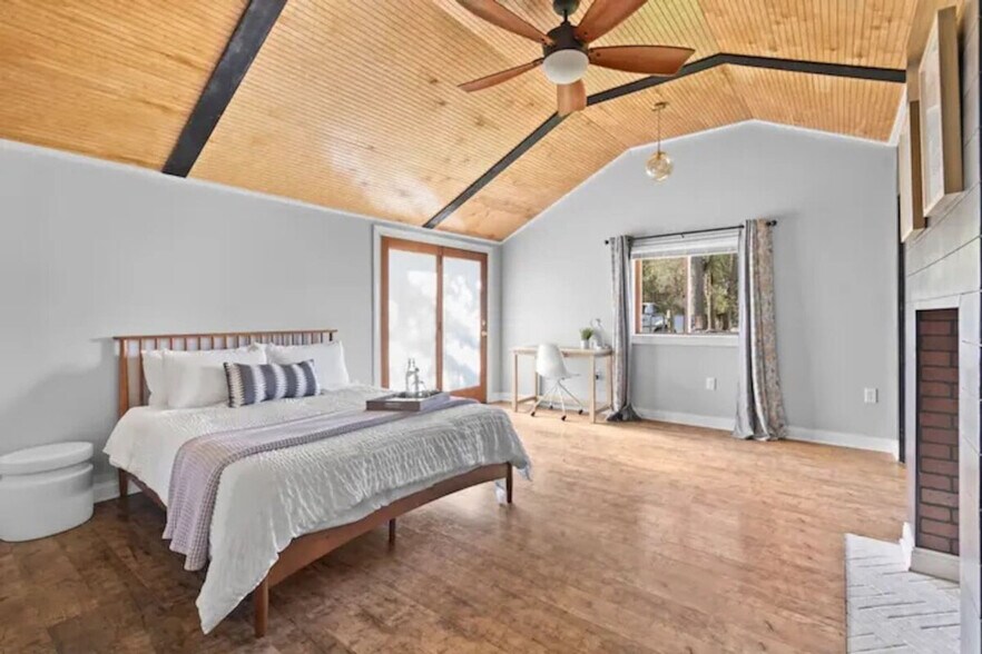 Building Photo - 532 Garfield St