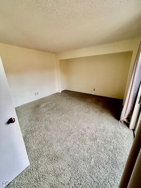 Building Photo - 1408 Park Shore Cir