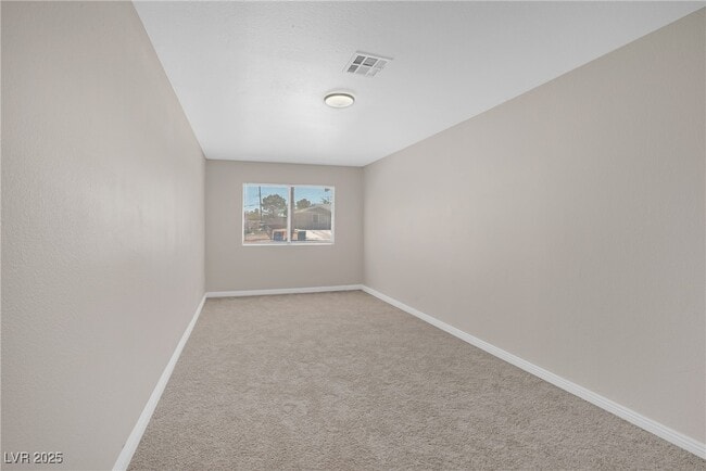 Building Photo - 416 Rossmoyne Ave