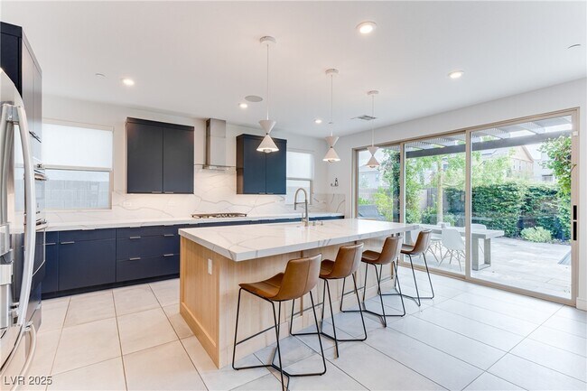 Building Photo - 214 Abbey Hill St