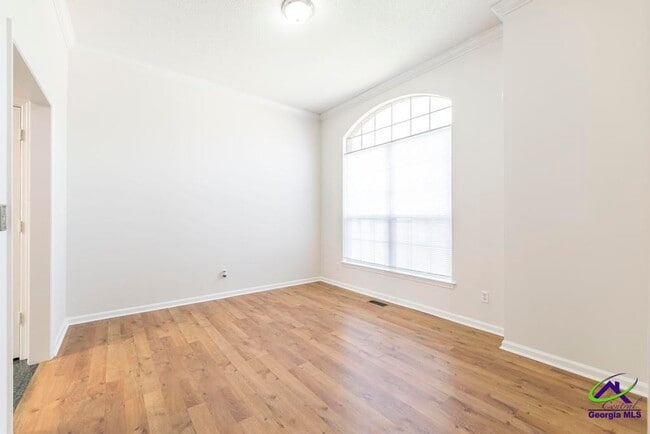 Building Photo - 1212 Willow Bend