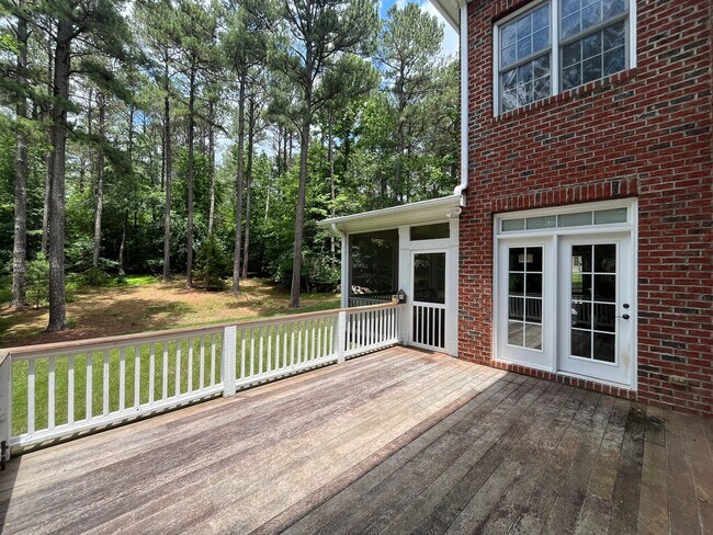 Building Photo - Incredible 4BD, 6.5BA Raleigh Home Near Fa...