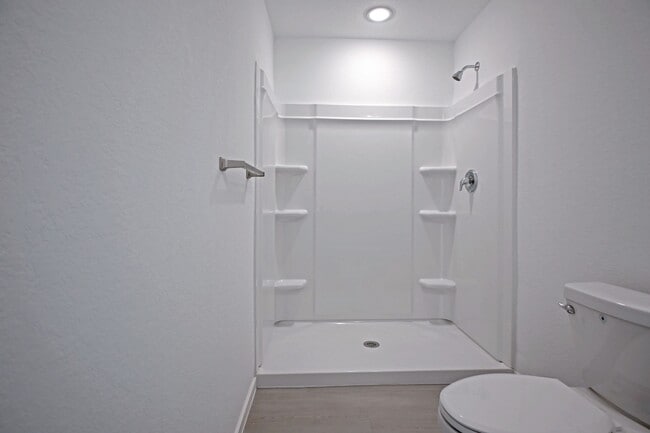 Building Photo - 308 Pacific Waters