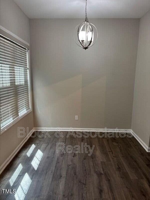Building Photo - 6000 Winterpointe Ln