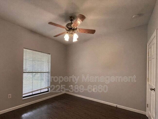 Building Photo - 25491 Plantation Ave