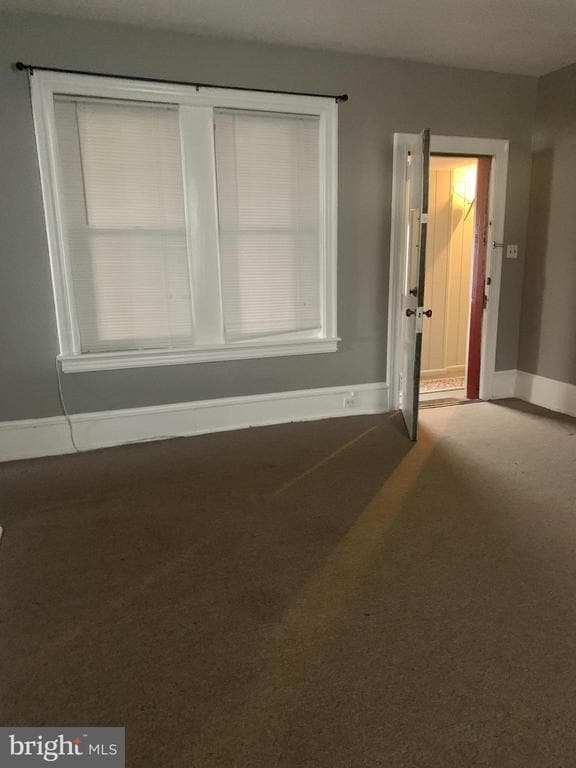 Building Photo - 340 Main St