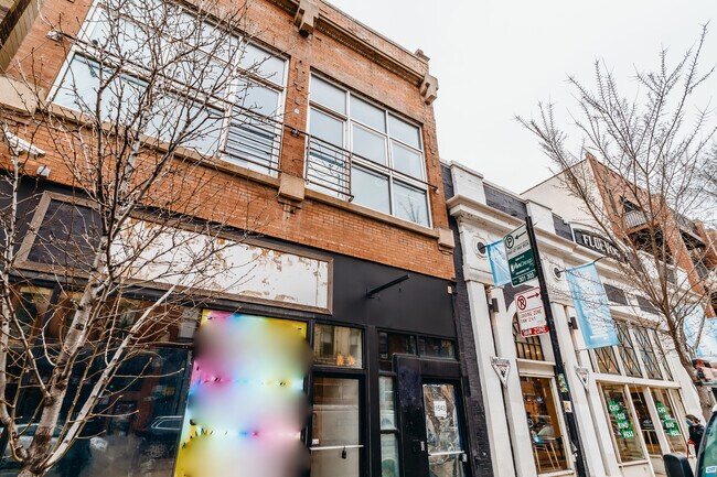 Primary Photo - 1543 N Milwaukee Ave