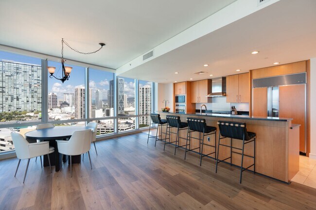 Building Photo - HOKUA 3 bedroom FULLY FURNISHED