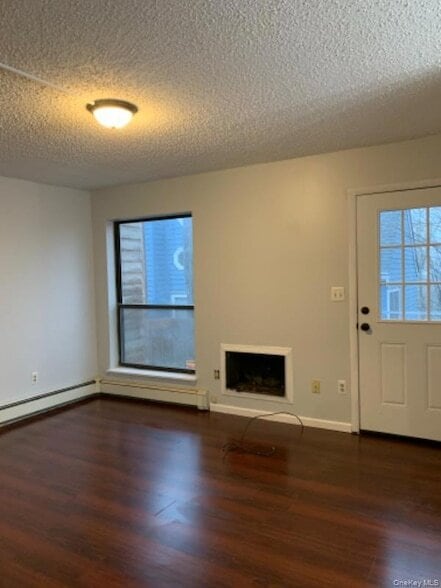 Building Photo - 20 Fox Ridge