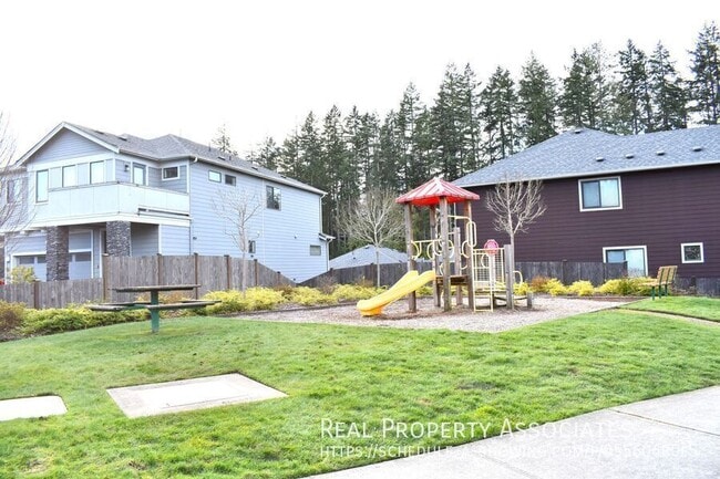 Building Photo - 1725 182nd Pl SW