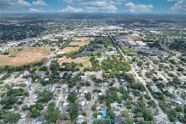 Building Photo - 8086 28th Ave N