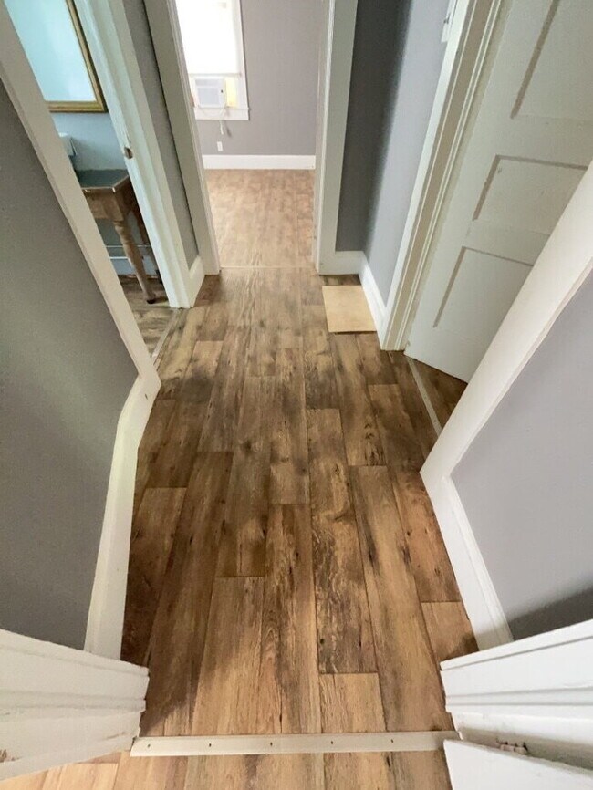 Building Photo - "Charming 3-Bedroom Haven with 2 Full Baths in the Heart of Belton!"