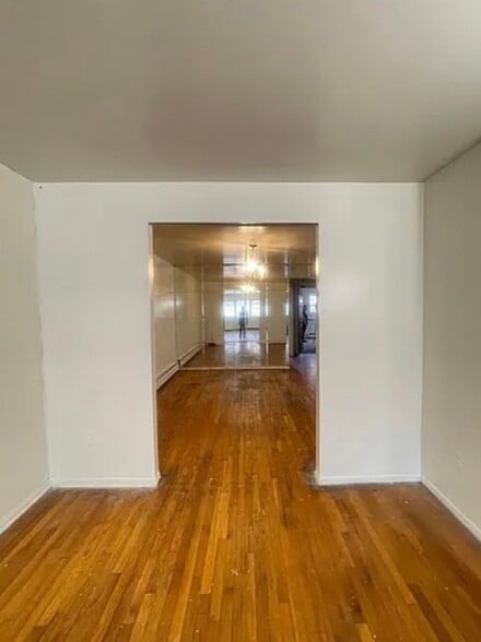 Building Photo - 3417 Barker Ave