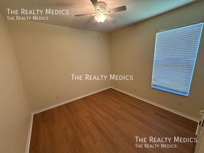 Building Photo - 7823 Fernleaf Dr