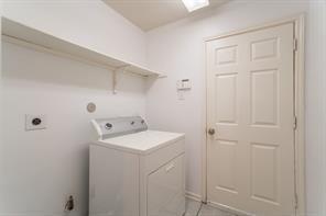 Building Photo - 8927 Windfern Trace Dr