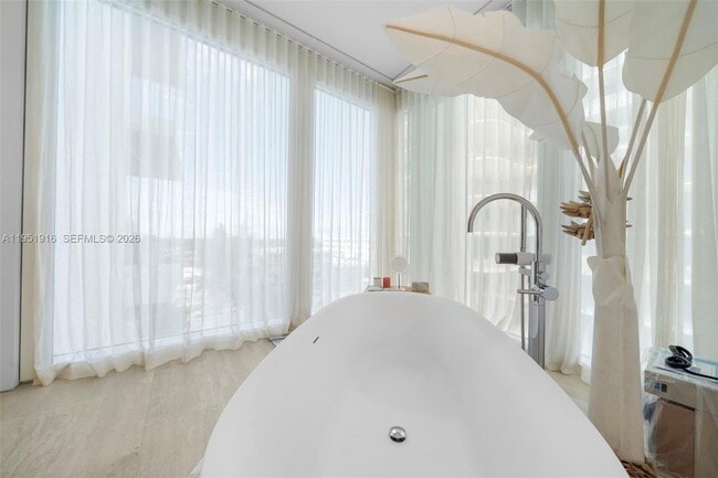 Building Photo - 9111 Collins Ave