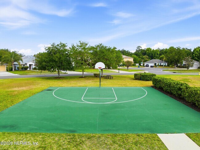 Building Photo - 136 Brookfall Dr