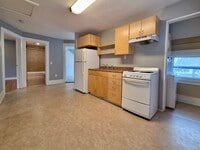 Building Photo - 64 Tryon Park