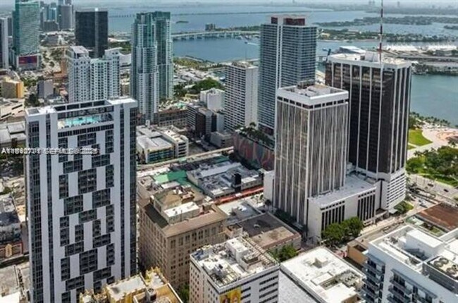 Building Photo - 151 SE 1st St