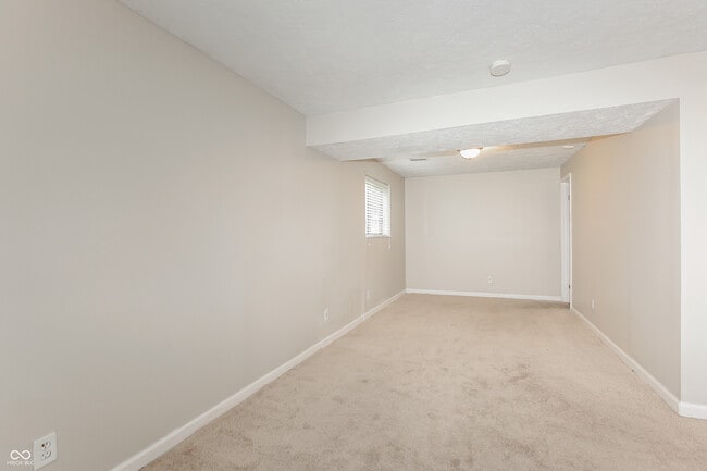 Building Photo - 5248 Telford Ct