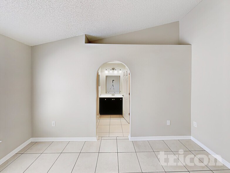 Building Photo - 6209 Cannoli Pl