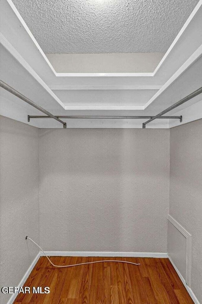 Building Photo - 6622 Dawn Dr