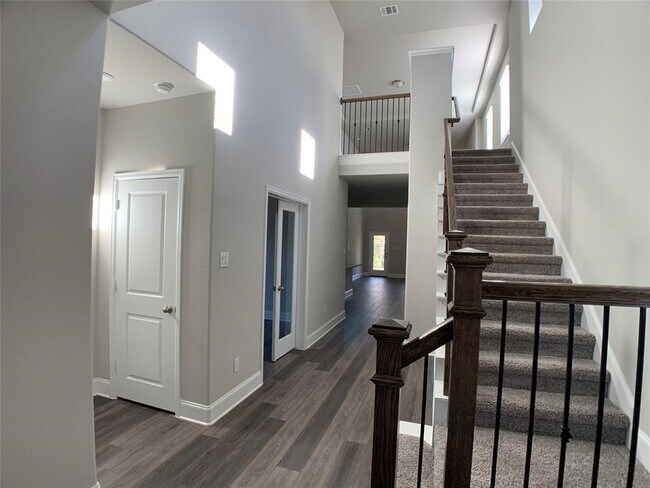 Building Photo - 2715 Altissimo Ct