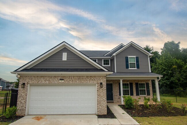Primary Photo - 57 White Pine Way