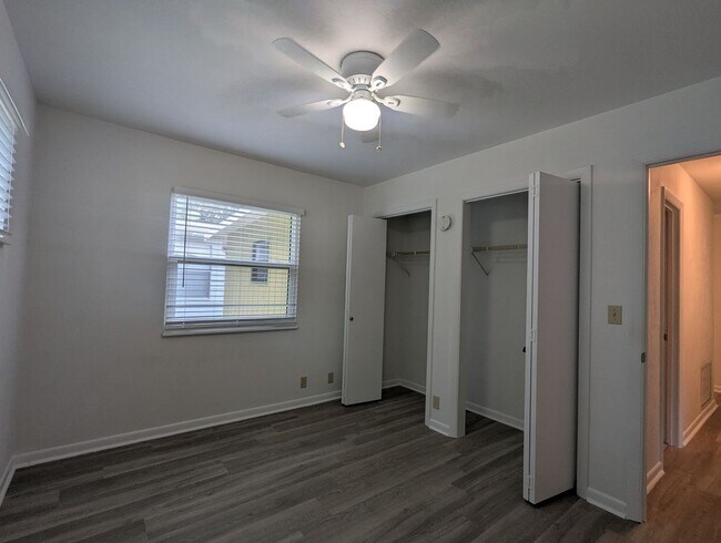 Building Photo - 2 bedroom/ 2 bath in Turkey Creek Forest