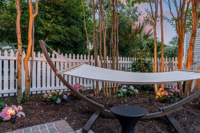 Building Photo - 4465 Clipper Cove