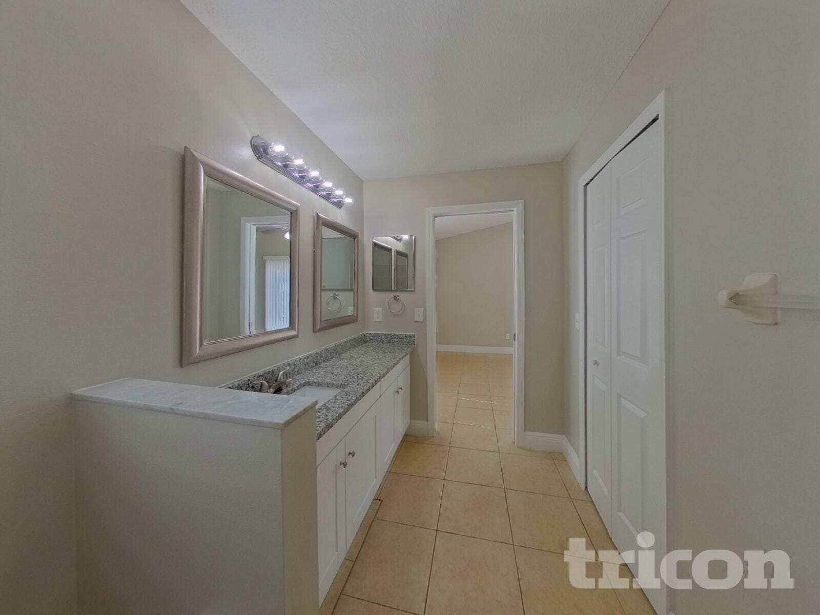 Building Photo - 9808 Red Clover Ave