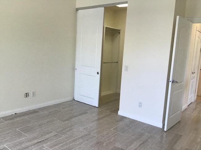 Building Photo - 2137 Tigris Dr