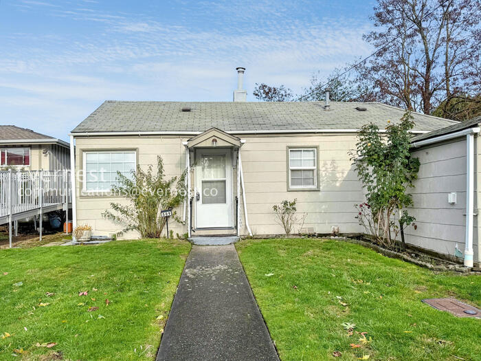 Building Photo - 509 3rd St SW