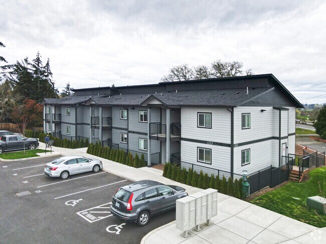 Building Photo - Riverbend Apartments