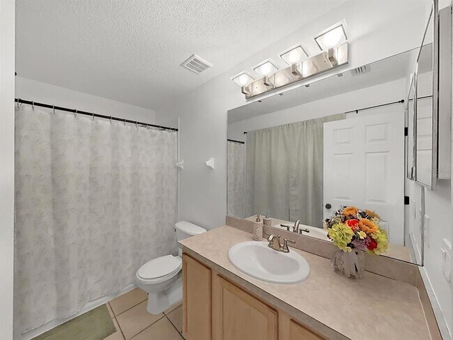 Building Photo - 18126 Paradise Point Dr