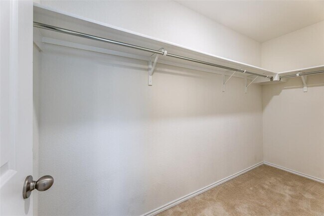 Building Photo - 13709 Vigilance St