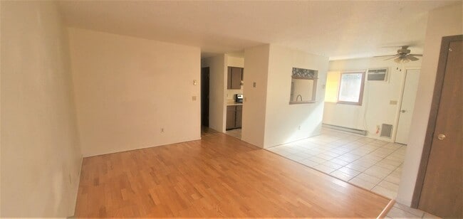 Building Photo - Main Level Living Duplex For Rent