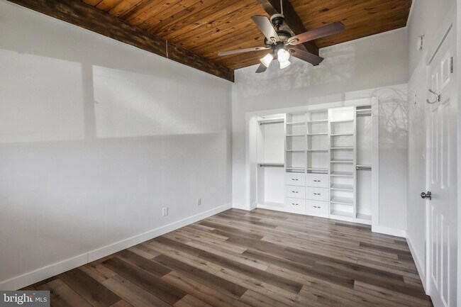 Building Photo - 7758 Donnybrook Ct