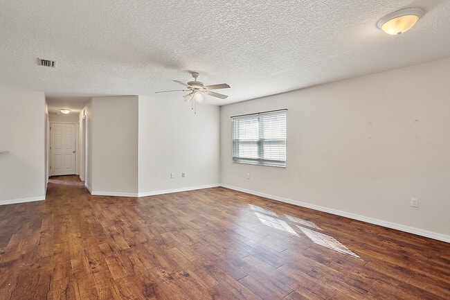 Building Photo - 1301 Wood Duck Ln