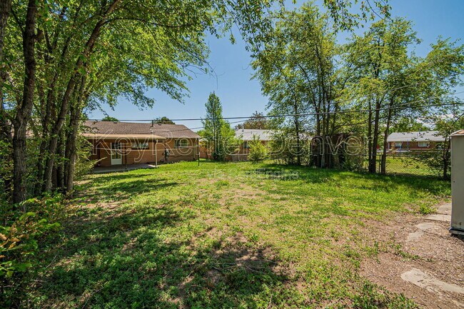 Building Photo - 57 Newland Ct