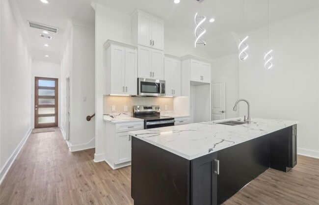 Building Photo - 4514 Galesburg St